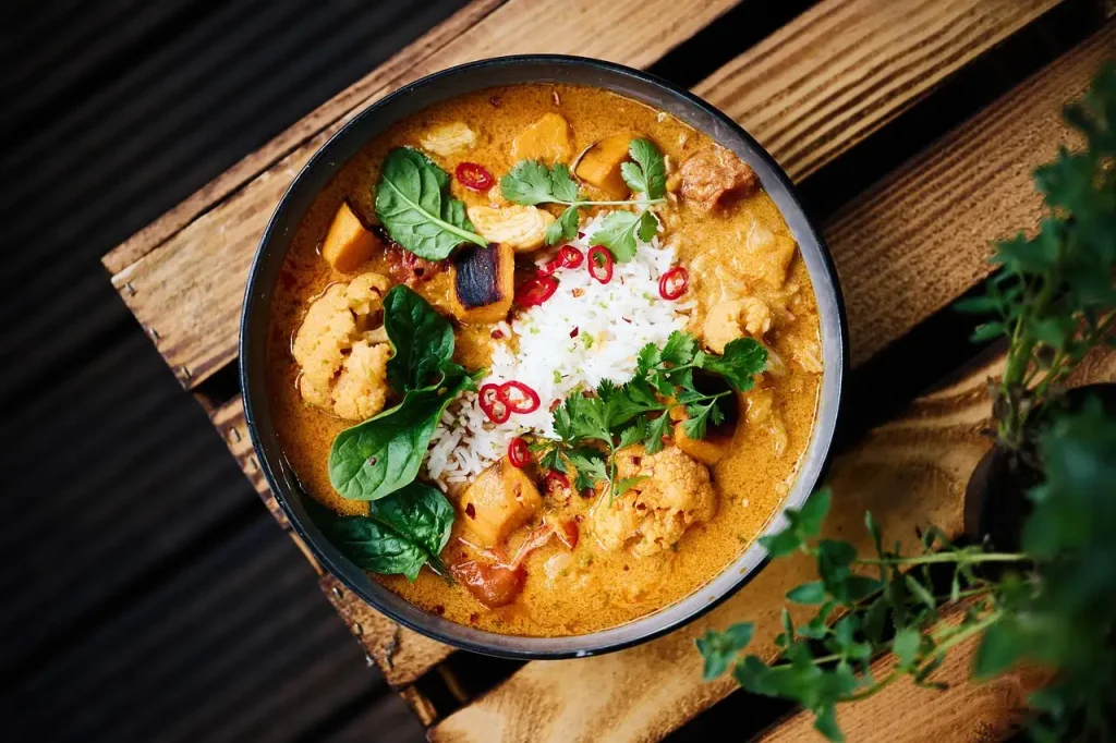 Veganistische curry zoete aardappel