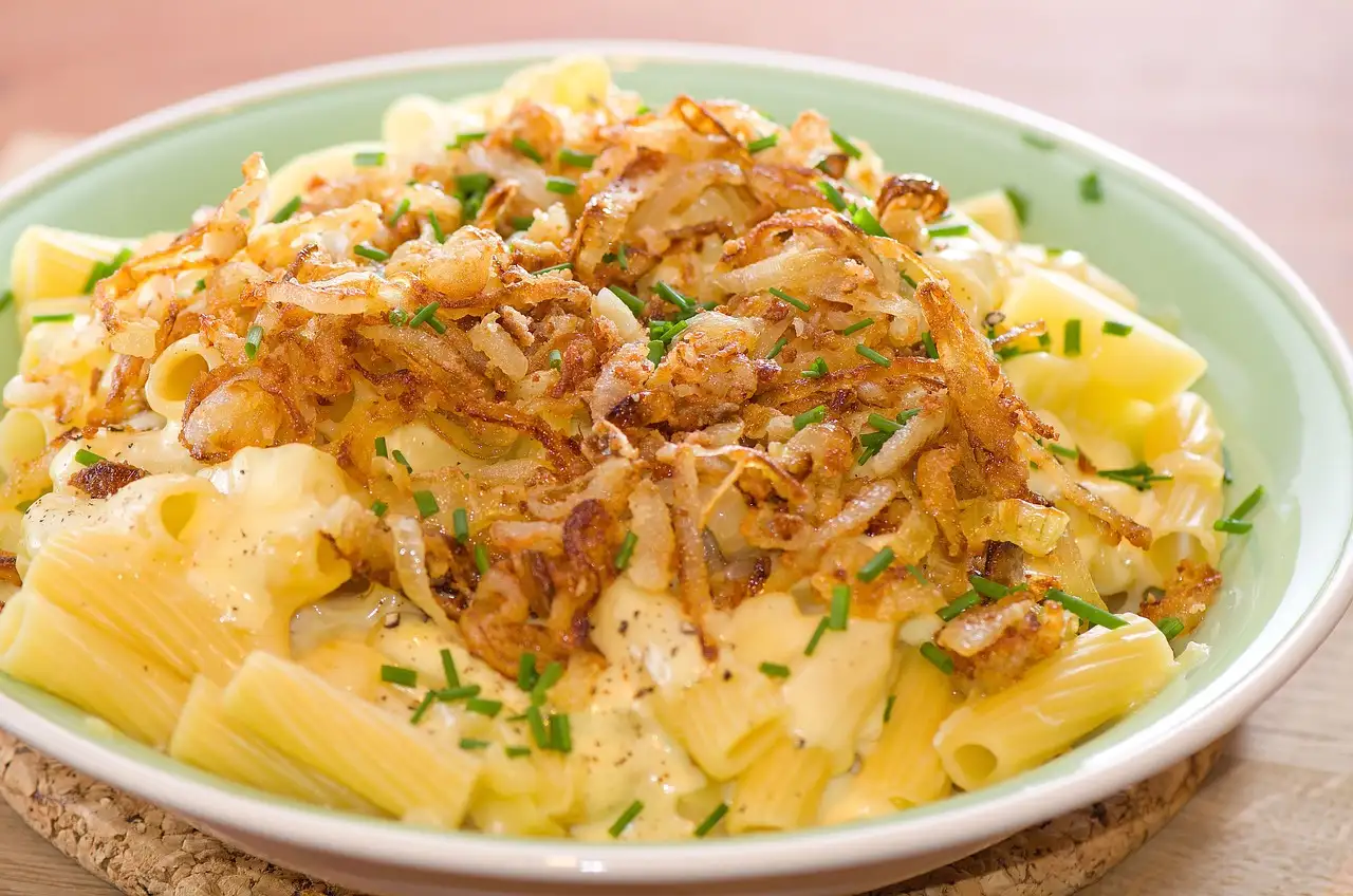 Veganistische macaroni en kaas